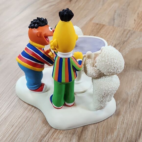 💜NIB Department 56 Snowbabies Sesame Street "Rubber Duckie Have Some Fun" - Picture 8 of 16